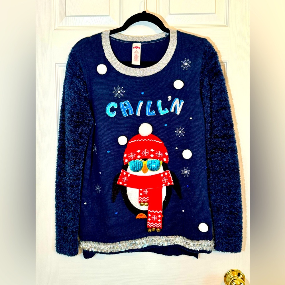 Funny Ugly Christmas Holiday Chillin Penguin Bell Sweater Tinsel Size Medium
